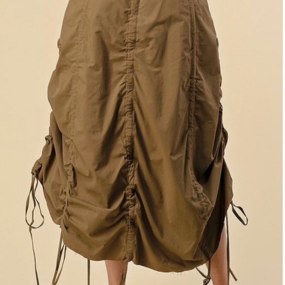 Skirt - Picture 7 of 7